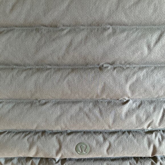 Lululemon Pack It Down Vest - Green - Size 12 - Picture 8 of 11